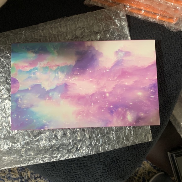 Makeup - Picture 4 of 13